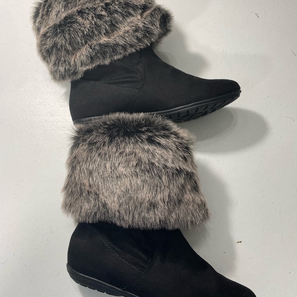 R2 Black and Gray Faux Fur Winter Boots Size 8.5 SB-50 - Picture 3 of 8